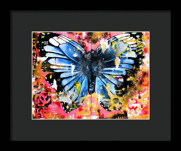 Fly Chanel - Framed Poster - PREMIUM FATURE