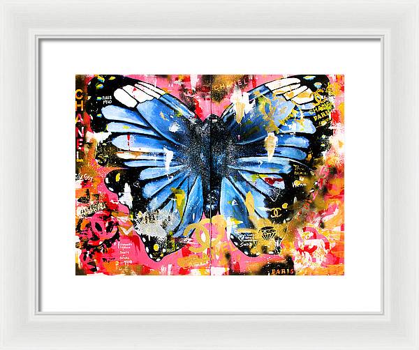 Fly Chanel - Framed Poster - PREMIUM FATURE